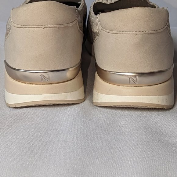 Naturalizer Lafayette slip-on sneaker neutral porcelain size 6 EUC - Picture 11 of 13